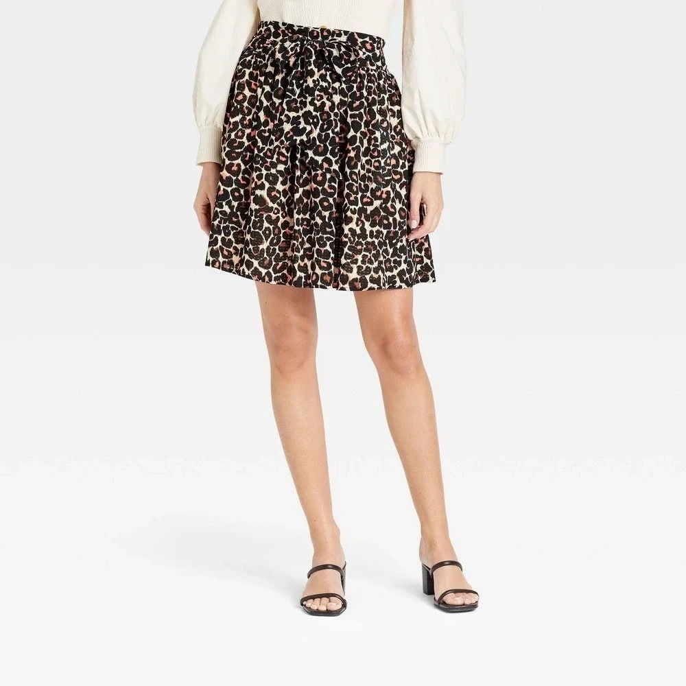 Who What Wear Cheetah Print Mini Skirt Wide Tie-Waist Belt & Pockets- M